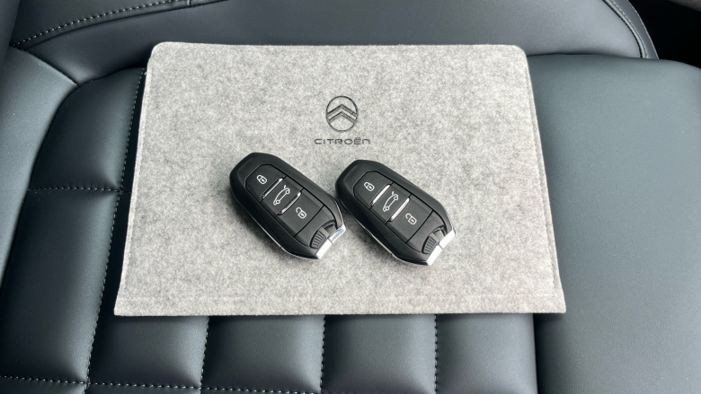 Citroen C5 Aircross 157kW Max 73kWh 5dr Auto Electric Hatchback
